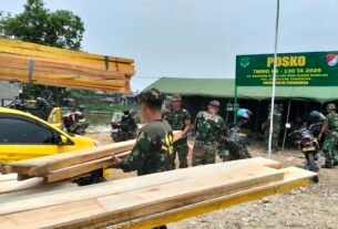 Kolaborasi TNI dalam Mengangkut Material untuk Mempercepat Pembangunan Desa