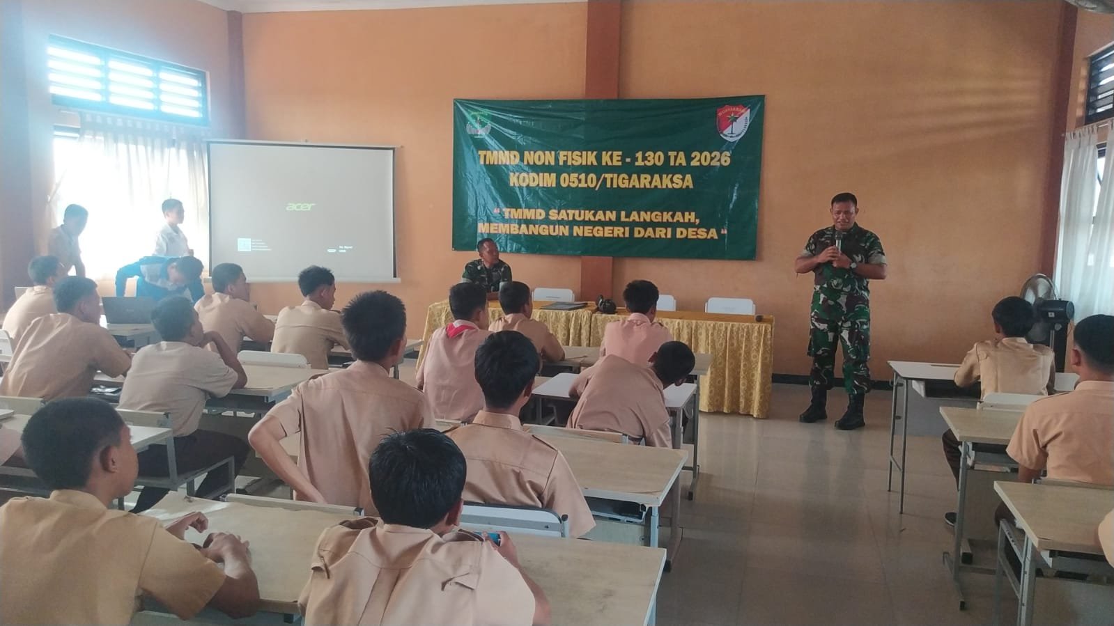 Pendidikan Karakter Pelajar Melalui Program TMMD di SMKN 11 Kabupaten Tangerang