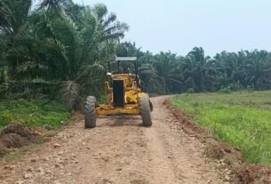 Kota Bengkulu: Kolaborasi Warga dan Satgas TMMD untuk Membangun Jalan Baru