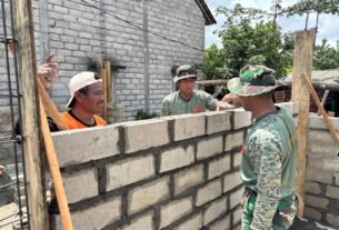 Agus Suwandi Nyatakan Terima Kasih dengan Turun Langsung Membangun Rumah