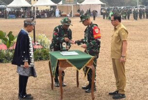Pembukaan TMMD ke-130: Letkol Yudha Fuady Tandatangani Kesepakatan Pembangunan